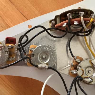 2002 Fender MIM Standard Stratocaster Loaded Pickguard -- Excellent Condition image 8