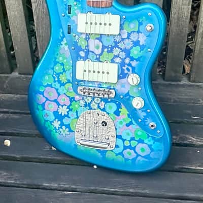Fender MIJ Traditional '60s Jazzmaster 2018 - 2020 - Blue Flower image 2