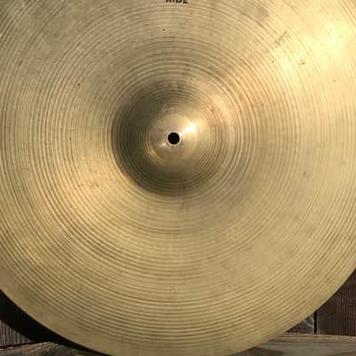 Zildjian 20" Ping Ride Vintage Hollow log (2914 grams) image 4