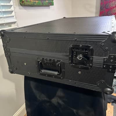Pioneer DJ XDJ-XZ All-In-One DJ System + ProX Rolling Flight Case — Gigged, One Known Fault image 4