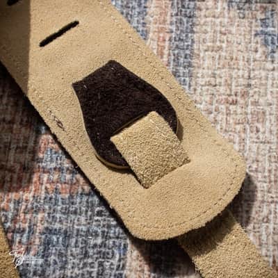 Franklin 2.5" Original Suede Guitar Strap - Honey / Chocolate image 3