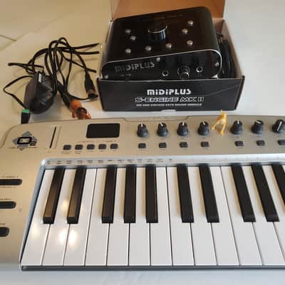 MidiPlus/Oxygen MIDI Keyboard and Polyphonic Sound Module Silver/Black image 5