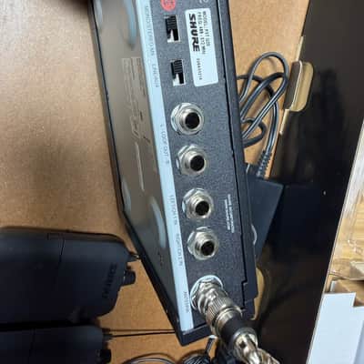 Shure PSM 300 In Ear Wireless Twin Pack System Group G20 image 3
