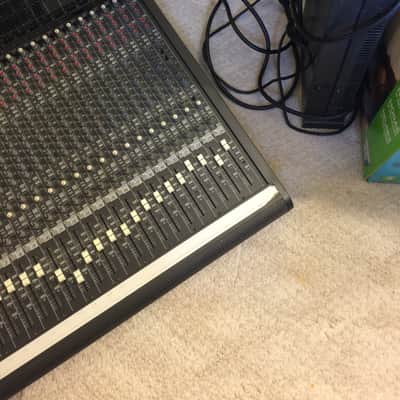 Mackie 24 channel mixer with meter bridge and power supply image 3