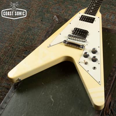 2000 Gibson Flying V '67 Reissue Alpine White w/ Case image 7