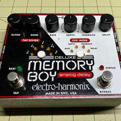 Electro-Harmonix Deluxe Memory Boy Tap Tempo Analog Delay 2010 - Present - Black / White / Red image 1
