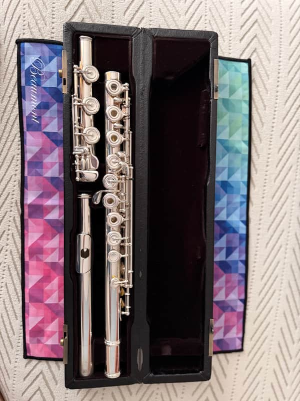 Yamaha YFL-774 Solid Silver Flute image 1