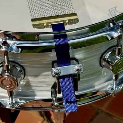 Custom Built Maple 14 x 4 Inch Snare Drum White Oyster Maple Snare Drum 2025 - White Oyster Wrap image 16