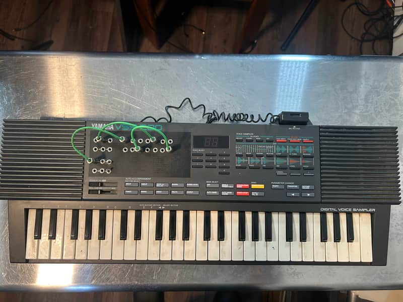 Circuit Bending Pioneer: Yamaha VSS200 for $200