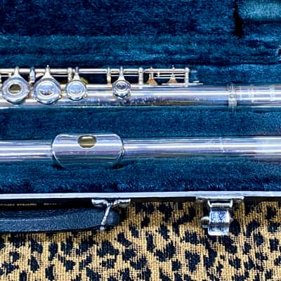 Yamaha YFL-382 Intermediate Flute Inline G B-Foot - Solid Silver Headjoint image 6