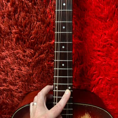 Guild F-30 Aragon 1960’s - Sunburst image 4