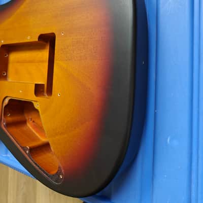 BODY EART EYP-Omni24, Modern ST Style 6 Strings, Roasted #2Book-match Mahogany Solid Bady,24 Stainless Steel Frets image 5