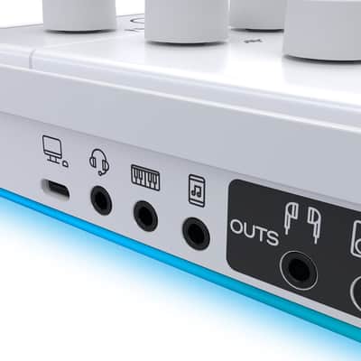 Mackie M Caster Live Portable Live Streaming Mixer in White image 5