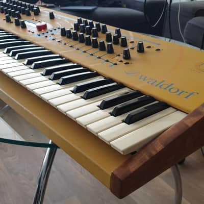 Waldorf Q 61-Key 16-voices Virtual Analog