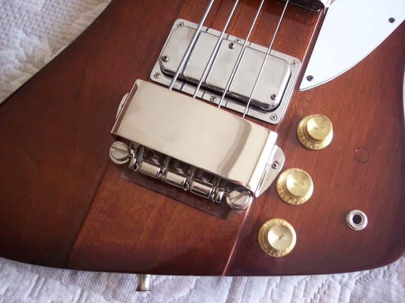 Gibson Thunderbird 1976-1979 - Sunburst