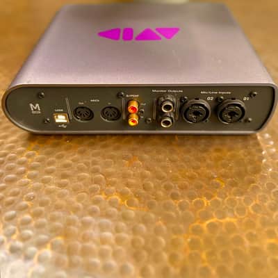 Avid MBox 3 USB Audio Interface 2010s - Silver / Black - With multi break out cables, and USB Cable imagen 3