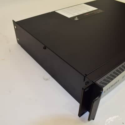 Crown CDi 1000 500-Watt 2-Channel Power Amplifier image 3