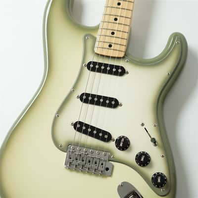 Fender Limited Edition Made in Japan Antigua Stratocaster 2019 image 4