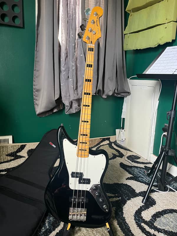 Fender Modern Player Jaguar Bass 2013 - 2014 - Black image 1