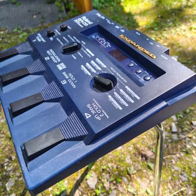 Roland GR-09 guitar synth + GK-3 divided pickup image 5