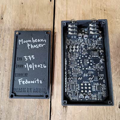 Death By Audio Moonbeam Phaser 2026 w/ Manual and Box Near Mint image 7