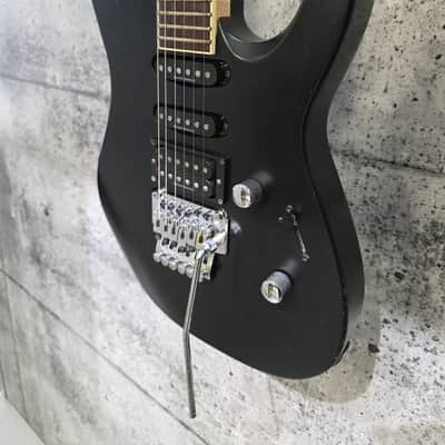 Jackson SL1 Made in Japan 1997 Electric Guitar - Matte Black image 2