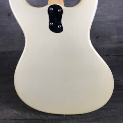 Mosrite Ventures Model 1965 Pearl White image 10