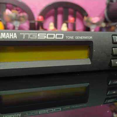 YAMAHA TG500 TONE GENERATOR 1990s ( SY85 AWM2 64 POLYPHONY ) RACK MODULE SYNTH image 4