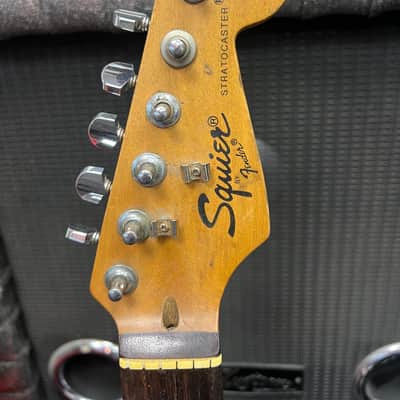 Squier Stratocaster Bullet series 90/2010s - White image 9