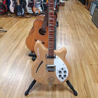 Rickenbacker 360 12 string 1998 - Mapleglo image 1