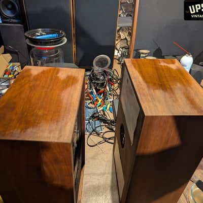 Restored Acoustic Research AR-6 Speakers image 18