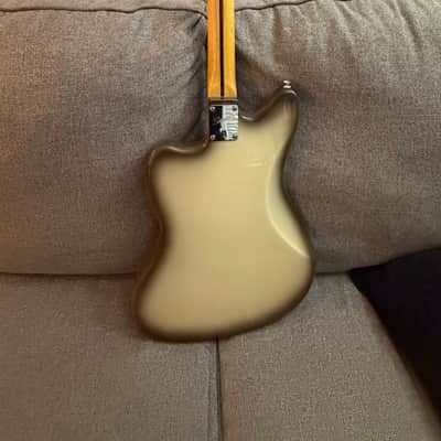 Squier Vintage Modified Baritone Jazzmaster with Rosewood Fretboard 2015 - 2017 - Antigua image 6