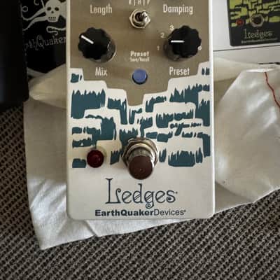 EarthQuaker Devices Ledges Reverb Custom Color image 2