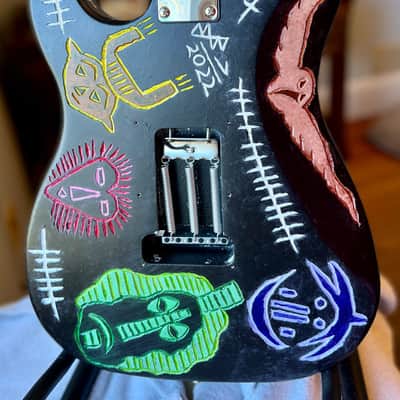 IYG Tribal Axe Custom Stratocaster-style Earth, living art, custom wired, mucho mojo tone machine! image 3