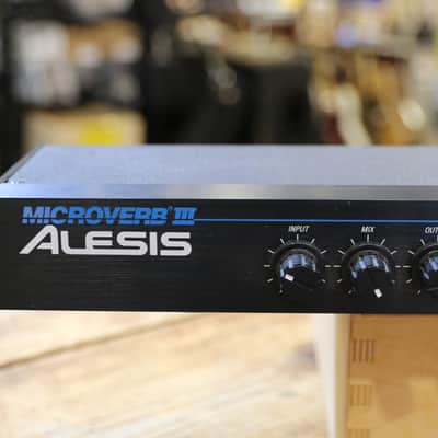 Alesis MicroVerb III 16-Bit Digital Reverb and Delay 1991 - 1996 - Black image 2