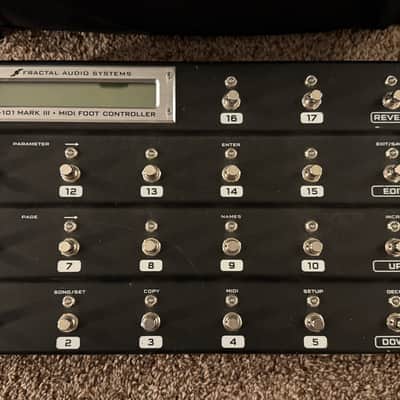 Fractal Axe-FX II with Controller + Gator Case image 3