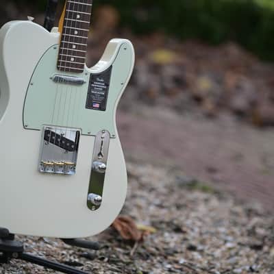 Fender Limited Edition American Professional Classic Telecaster - Olympic Pearl image 3