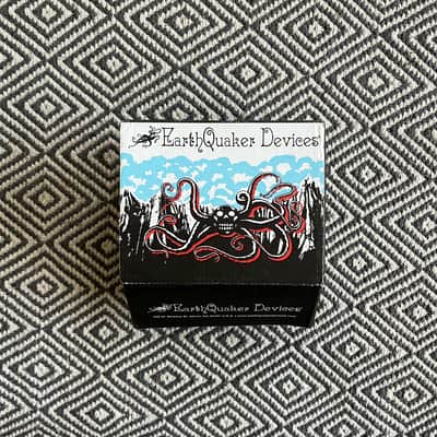 EarthQuaker Devices Swiss Things Pedalboard Reconciler owned by Eric Cannata of Young the Giant image 8