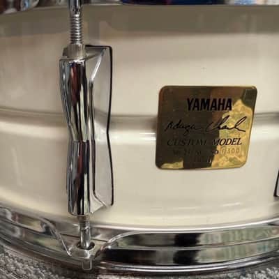 Yamaha 🥁made in JAPAN ndugu chancler SIGNATURE MIJ Billy jean snare drum white - White image 3