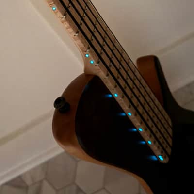 MGbass WaveBird 5 strings - Bartolini electronics image 7
