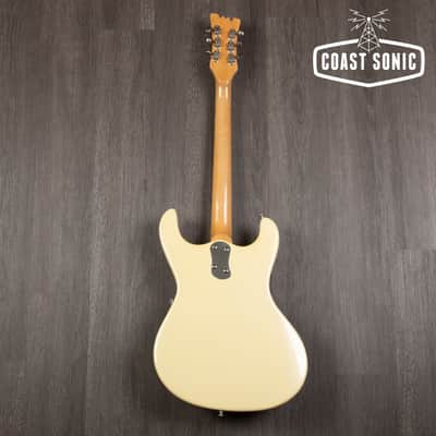1993 Mosrite USA V-65 The Ventures Model '65 Reissue w/ Vibramute, original Tags & case image 3