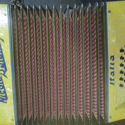 Nicolo Salanti Accordion 12 Bass 1930's RARE  Clean image 10