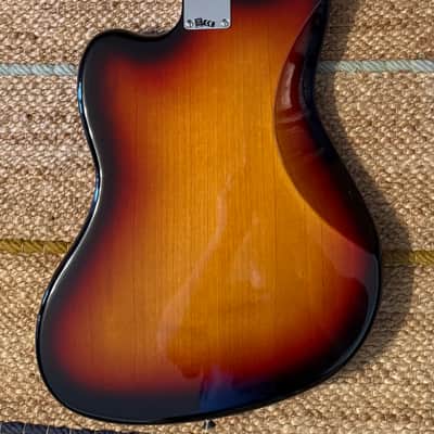 Fender American Original '60s Jazzmaster 2019 3-Color Sunburst image 9