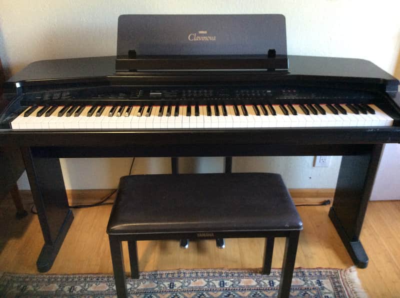 Yamaha Clavinova CVP-35: One owner! image 1
