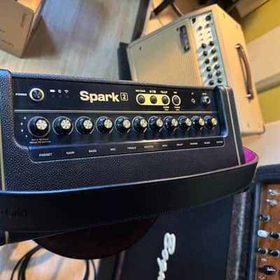 Positive Grid Spark 2 Guitar Combo Black w/ Control X footswitch, PG battery and PG gig bag LIKE NEW! image 5