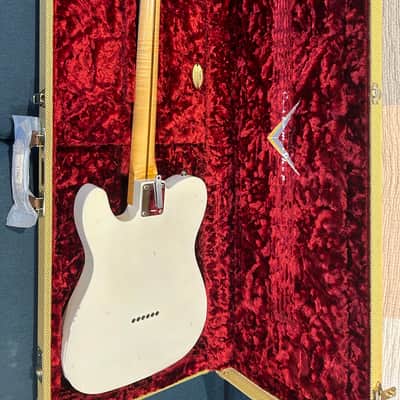 Fender Custom Shop 30th Anniversary NAMM Limited Edition Telecaster 1952 Journeyman with Black Anodized Pickgaurd and Glaser Bender image 2