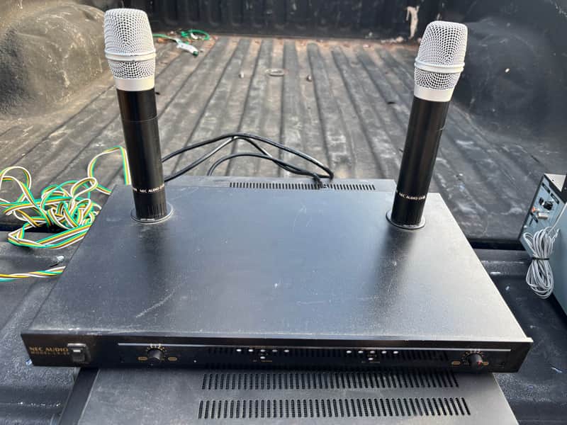 NEC Audio LX-88 Wireless Microphone Set - Works Great! | Reverb