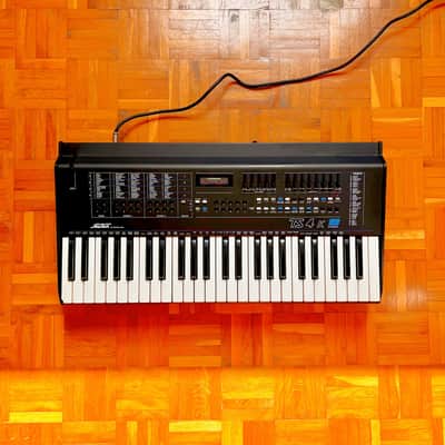 Solton TS4K (1989) Italo Disco Machine Synth Arranger with PDF manuals! Big brother of the Programmer 24! Just Serviced! New Battery! image 2