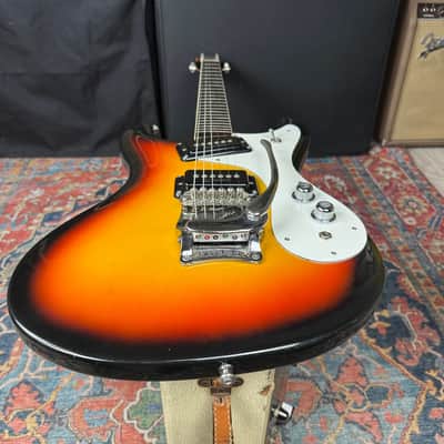 *Video* Mosrite Super Excellent ’65 MKI Kurukumo 3 Tone Sunburst MIJ - 1990's image 14