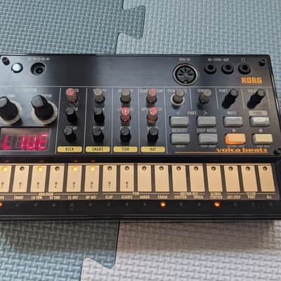 Korg Volca Beats Analog Rhythm Machine 2010s - Black image 3